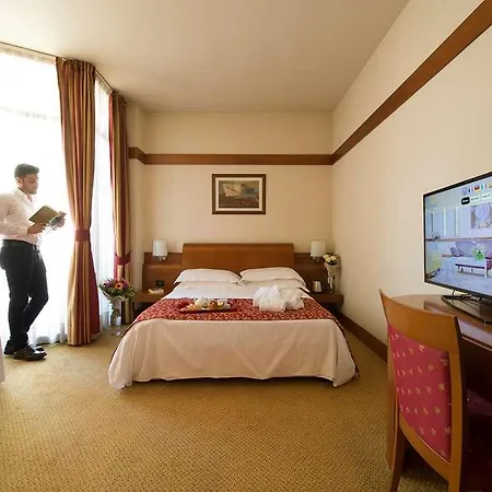 Milano Re - Hotel *